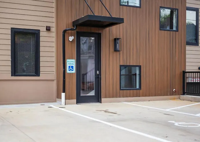 Apartment Pfr - Highland, 3br 2ba Shadyside Condo, Ada, Free Parking Pittsburgh